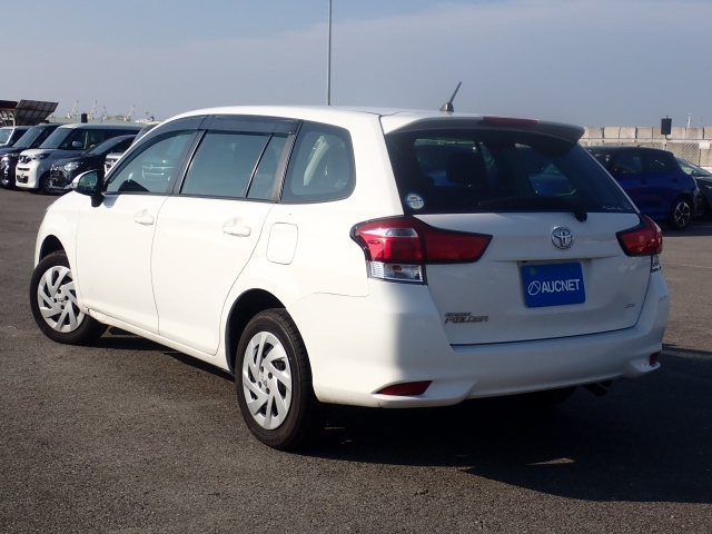 TOYOTA COROLLA FIELDER 2019
