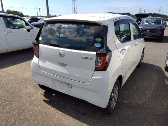 DAIHATSU MIRA E S 2019