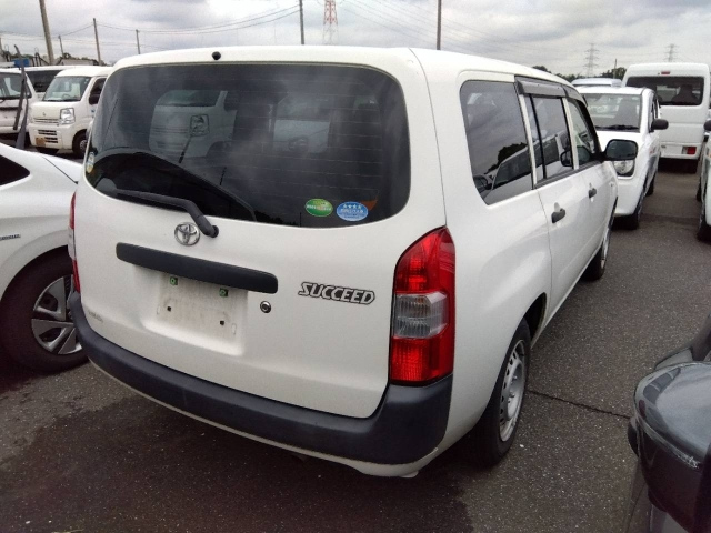 TOYOTA SUCCEED 2018