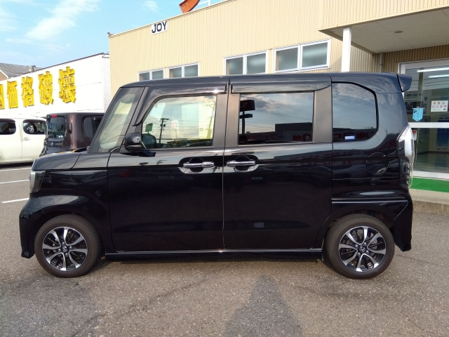 HONDA N BOX 2018