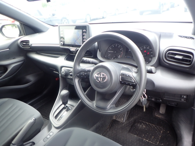 TOYOTA YARIS 2023