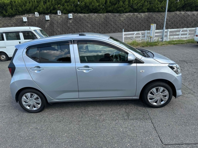 DAIHATSU MIRA E S 2022