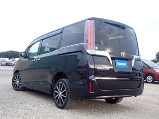 TOYOTA ESQUIRE 2018