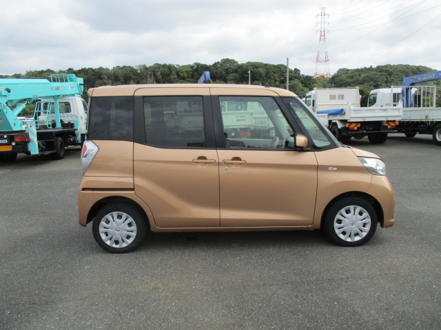 NISSAN DAYZ ROOX 2018
