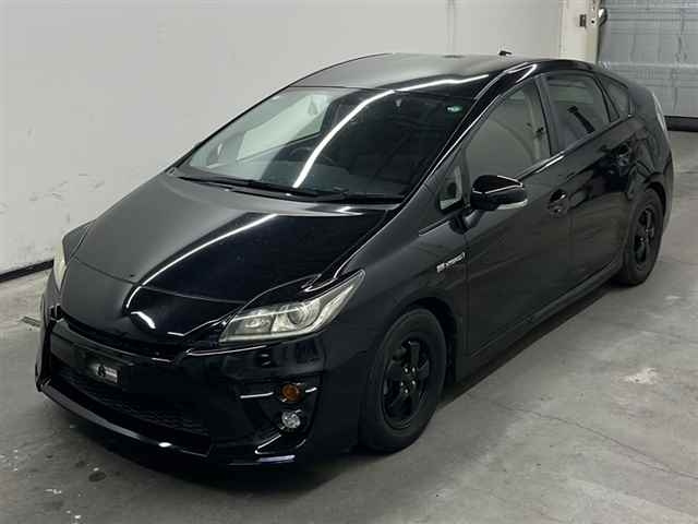 TOYOTA PRIUS 2012