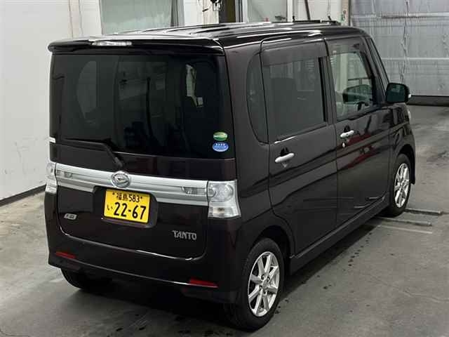 DAIHATSU TANTO 2013