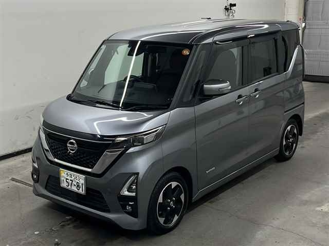 NISSAN ROOX 2020