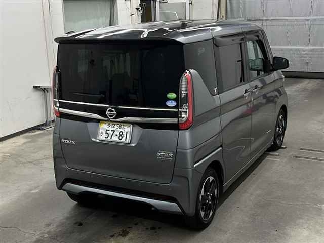 NISSAN ROOX 2020