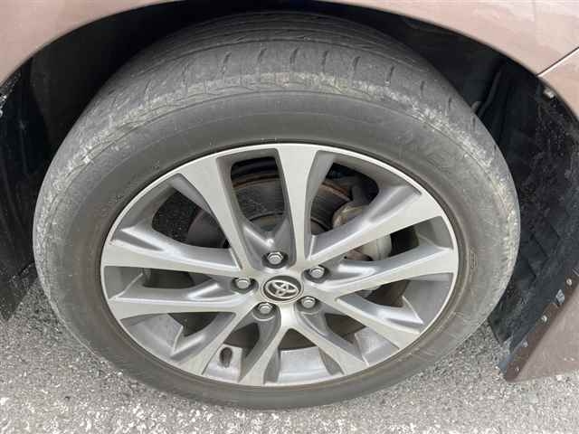 TOYOTA ESTIMA 2017