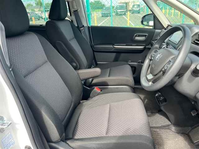 HONDA FREED 2022