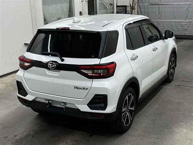 DAIHATSU ROCKY 2021