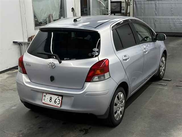 TOYOTA VITZ 2009