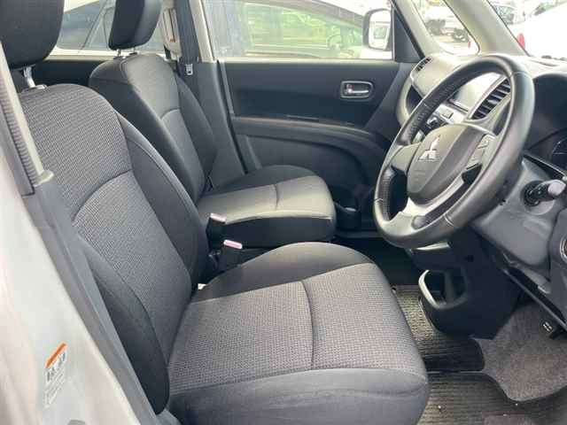 MITSUBISHI DELICA D2 2014