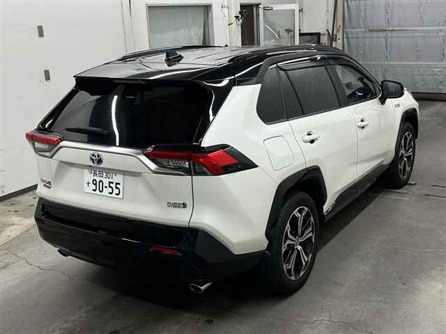 TOYOTA RAV4 2021