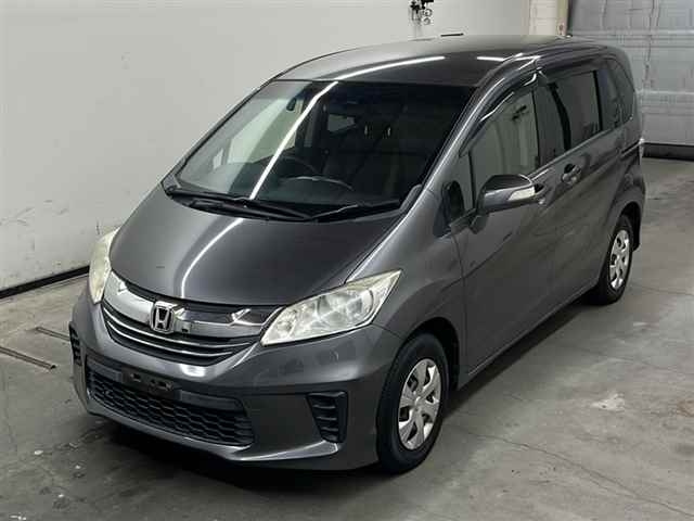 HONDA FREED 2016