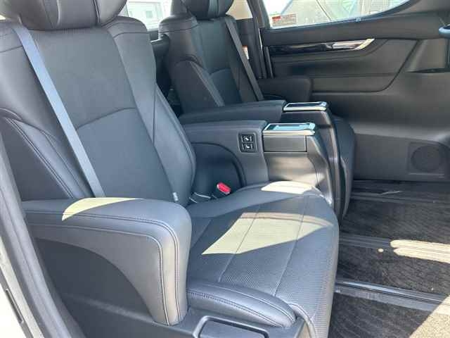 TOYOTA ALPHARD 2020