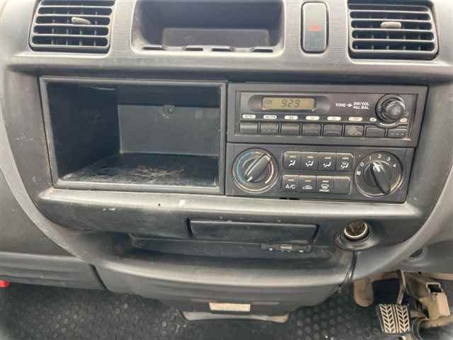 MAZDA BONGO 2012