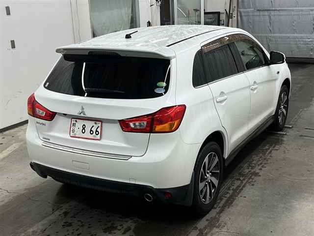 MITSUBISHI RVR 2015