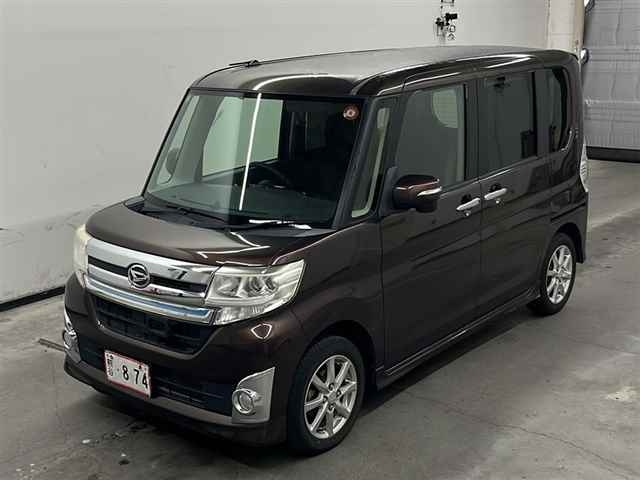 DAIHATSU TANTO 2014