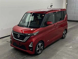 NISSAN ROOX 2021