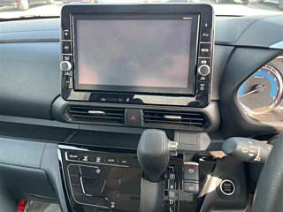 NISSAN ROOX 2021