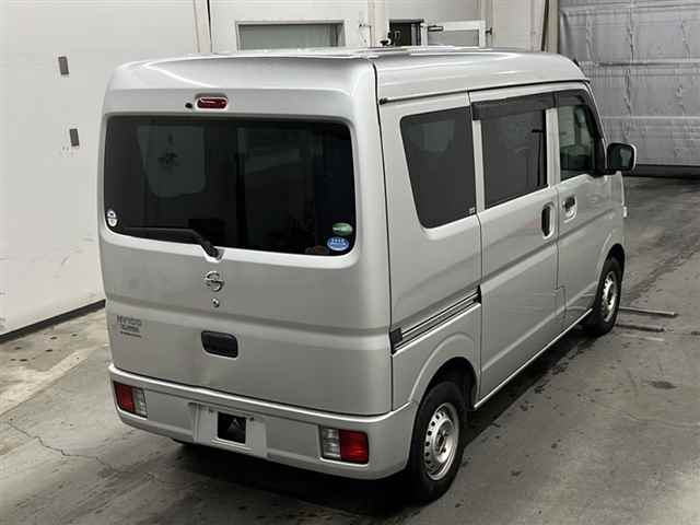 NISSAN CLIPPER VAN 2017