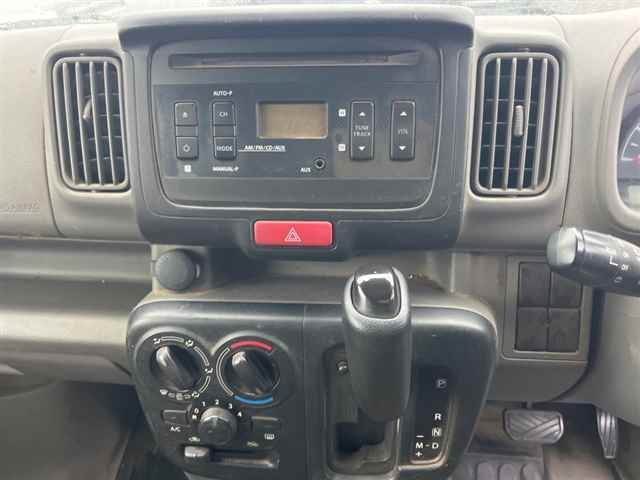 NISSAN CLIPPER VAN 2017