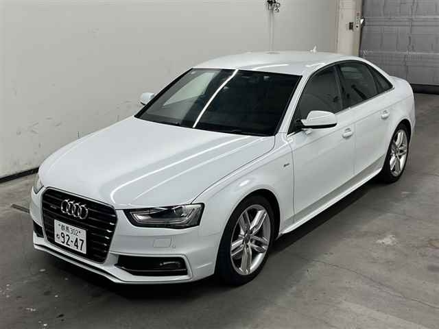 AUDI A4 2014