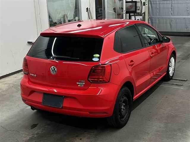 VOLKSWAGEN POLO 2014
