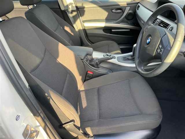 BMW 3 SERIES 2011