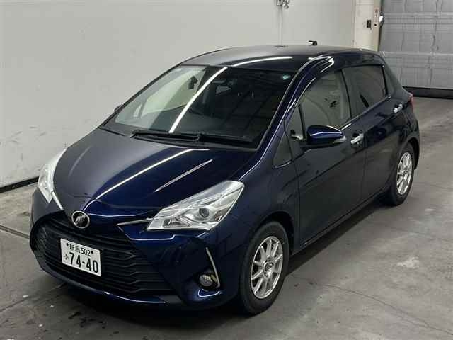 TOYOTA VITZ 2019