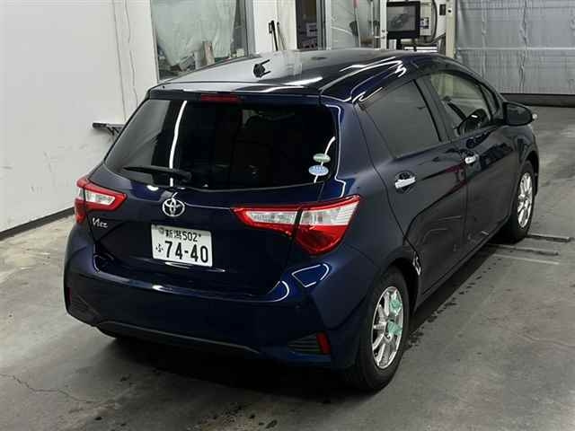 TOYOTA VITZ 2019