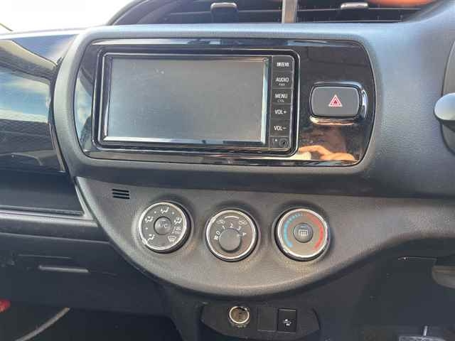 TOYOTA VITZ 2019