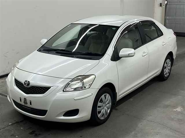 TOYOTA BELTA 2010