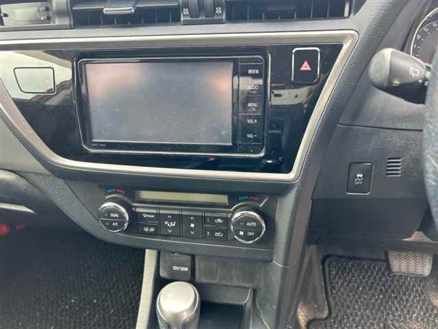 TOYOTA AURIS 2014