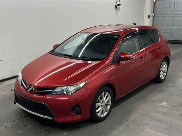 TOYOTA AURIS 2014