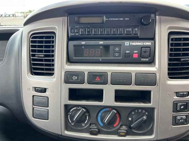 NISSAN CARAVAN VAN 2009