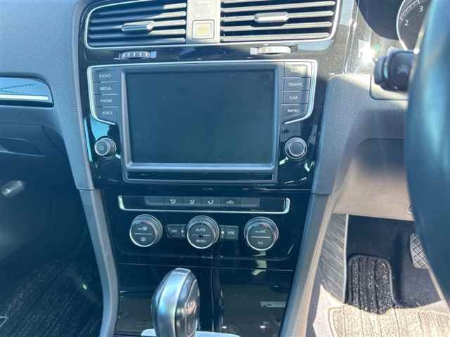 VOLKSWAGEN GOLF VARIANT 2017