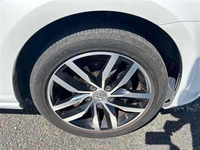 VOLKSWAGEN GOLF VARIANT 2017