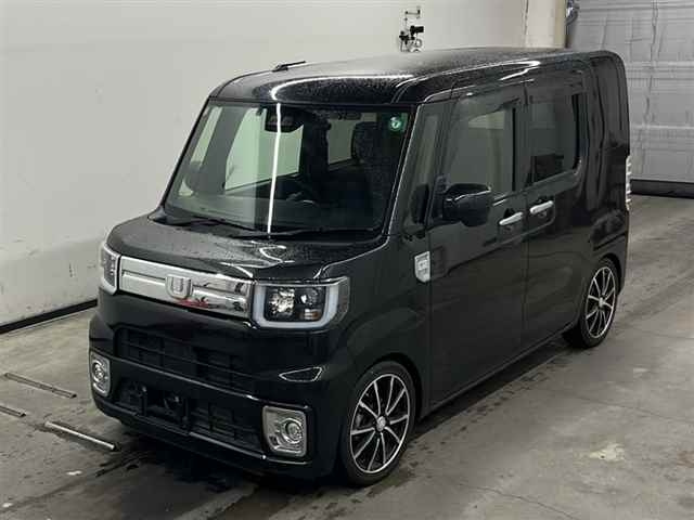 DAIHATSU WAKE 2018