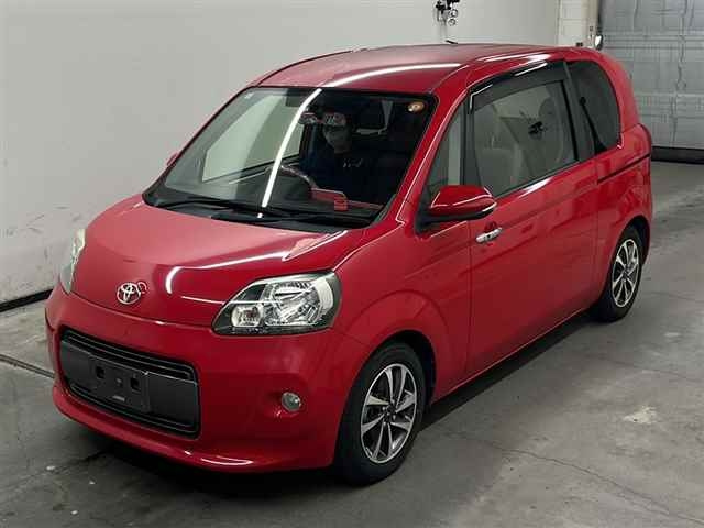 TOYOTA PORTE 2015