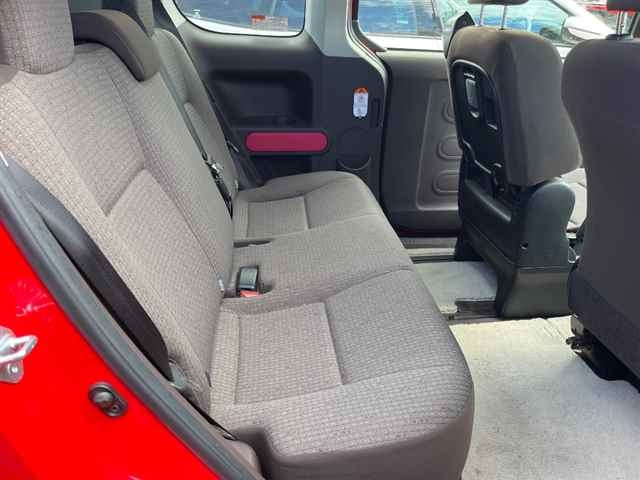 TOYOTA PORTE 2015