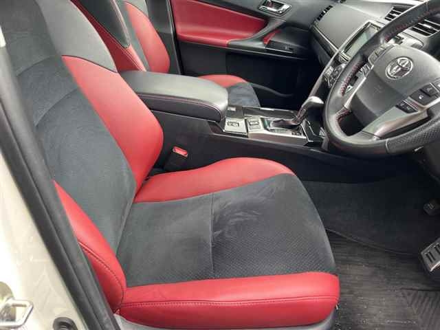 TOYOTA MARK X 2019