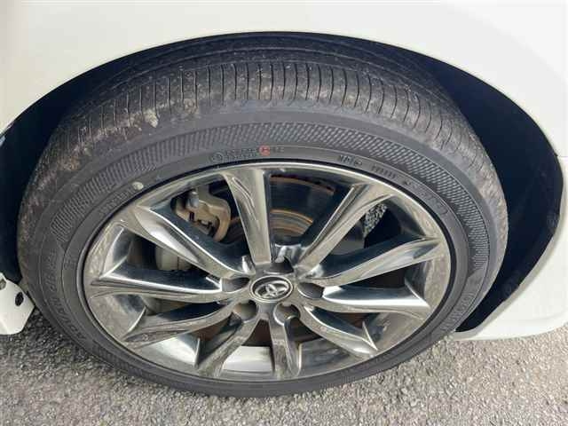 TOYOTA MARK X 2019