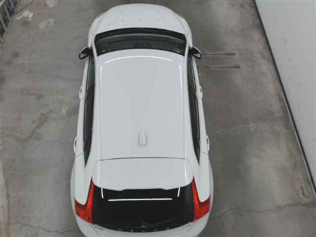 VOLVO V40 2013