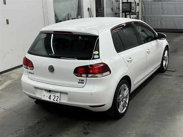 VOLKSWAGEN GOLF 2012