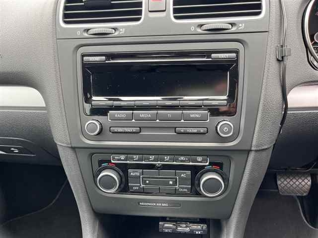 VOLKSWAGEN GOLF 2012