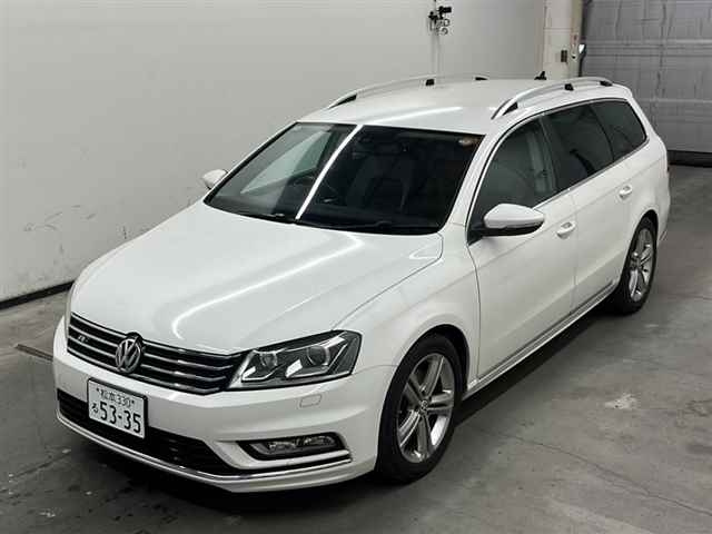 VOLKSWAGEN PASSAT VARIANT 2014