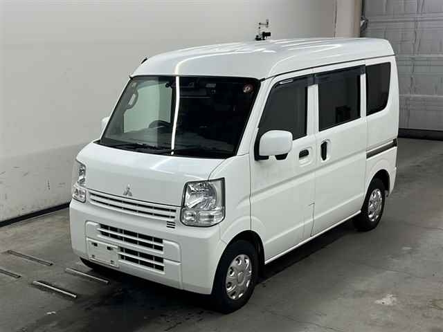 MITSUBISHI MINICAB VAN 2019