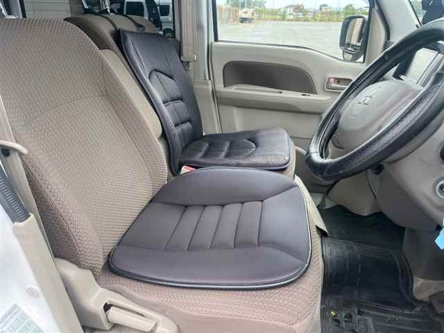 MITSUBISHI MINICAB VAN 2019